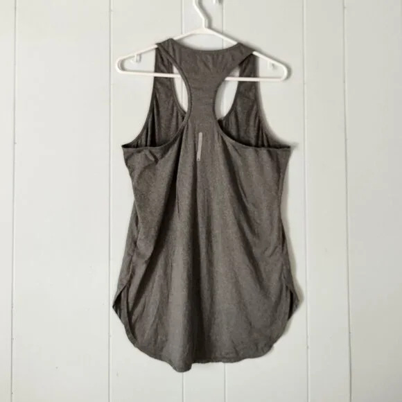 Reebook Active Tank - Picture 2 of 9